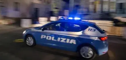 Due giovani accoltellati in centro a Milano, uno è in pericolo di vita