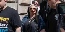 Gli ormeggi dietro la guerra social di Rita De Crescenzo a Borrelli. Rafforzata scorta al deputato