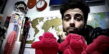 Dj Godzi, nessun segno di soffocamento. Una testimone: “C’era stato un droga party”