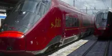 Treni, rallentamenti sulla Roma-Napoli: ritardi fino a due ore per Alta velocità, Intercity e regionali