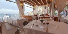 Pasta, aragosta e vino, scontrino d’oro a Ponza. “Pranzo da 923 euro”