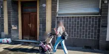 La mamma dei bimbi abbandonati: “Non torno più, per loro sarà meglio così”