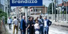 Strage sui binari di Brandizzo, escluso l’omicidio volontario