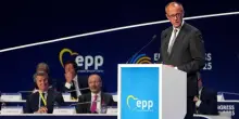 A Valencia Merz si “prende” il Ppe, stop a Trump e difesa dell’Ucraina