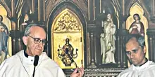 Migranti, diritti e guerre: il confronto tra papa Leone e papa Francesco