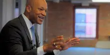 Afroamericano, veterano e governatore del Maryland: Wes Moore, il nuovo Obama che piace ai dem Usa
