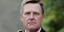 “Relazione sessuale con una sottoposta”, via il capo della Marina Militare britannica