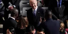 Biden ha il cancro alla prostata: “Cellule tumorali fino alle ossa”. L’annuncio del suo ufficio. Trump: “Auguro a Joe una pronta guarigione”