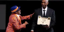 Spike Lee a Cannes con “Highest 2 lowest”, a Denzel Washington la Palma d’oro alla carriera