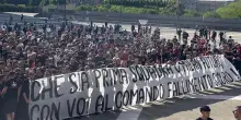 Milan, da Ibra a Cardinale non si salva nessuno: è il giorno della contestazione dei tifosi
