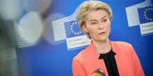 Trump dice sì a von der Leyen. “Dazi Ue al 50% sospesi fino al 9 luglio”