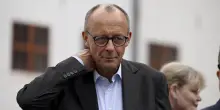 Svolta di Merz sulle armi: “Kiev può colpire in Russia con i missili tedeschi”