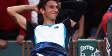 Roland Garros, impresa di Gigante: battuto Tsitsipas. Al 3° turno Musetti, Paolini e Alcaraz
