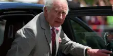 Re Carlo come Trump: il re del Bahrein gli regala una Rolls-Royce