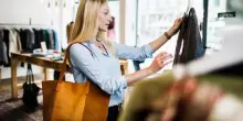 Consumi, l’anno prosegue male: ad aprile -4,1%