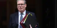 Regno Unito, anche farmaci per emergenze nucleari nel piano del riarmo di Starmer