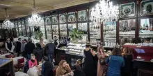 Pasti fuori casa: gli italiani spendono ancora meno che prima del Covid. “Colpa del carovita”