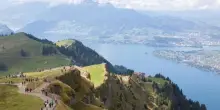 Svizzera, un manuale per andare in bagno durante le escursioni e non contaminare la natura