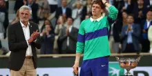 Alcaraz vince il Roland Garros al super tie-break con Sinner dopo 5 ore e 29 di tennis spettacolare