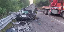 Chieti, scontro frontale fra due auto: quattro morti