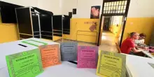 Referendum, quorum lontano: affluenza al 22 per cento. Oggi seggi aperti fino alle 15