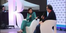Schlein: “Rischio guerra globale. Italia schiacciata su Washington. Andrò al Pride in Ungheria”