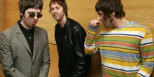 Il Consiglio comunale di Edimburgo: “Fan degli Oasis ubriaconi”. L’ira di Liam Gallagher
