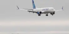 L’aereo perde quota sull’Atlantico: volo da San Francisco a Roma costretto a atterrare in Islanda