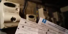 Bonus bollette 200 euro, in arrivo lo sconto di luglio per 5 milioni di persone: come richiederlo