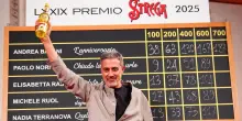 Premio Strega a Bajani, ma il ministro Giuli rovina la festa
