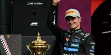 Norris vince a Silverstone: “Un sogno”. Piastri 2°, primo podio per Hulkenberg. Hamilton 4°