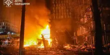 Kiev, altre vittime civili: ora i russi combattono nella regione di Dnipro
