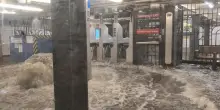 Tempesta a New York, 2 morti e metro allagata