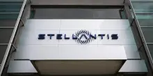Stellantis interrompe il programma sull’idrogeno. “Non ci sono le colonnine di ricarica”
