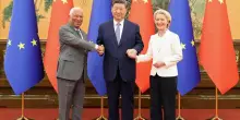 I vertici Ue in Cina, Von der Leyen a Xi: “Essenziale un riequilibrio delle relazioni”