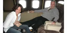 Caso Epstein, i 100 nomi di Ghislaine Maxwell tra i misteri dell’interrogatorio