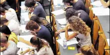 Medicina, oltre 54mila iscritti al semestre aperto. Bernini: “Università è palestra non un muro”