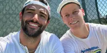 Berrettini e Sinner, una foto insieme. Matteo: “Passo dopo passo con il più grande”