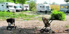 “Bambini rom condannati all’invisibilità perché senza residenza. Ma la scuola può cambiarli”