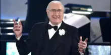 Addio a Pippo Baudo. Smoking, rose e funerali in diretta tv