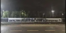 Dai tifosi dell’Atalanta uno striscione per Lookman: “Onora la maglia”