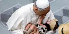 Il fratello del Papa: “Giochiamo a Wordle ogni giorno, gli manca guidare. Con Francesco erano amici”