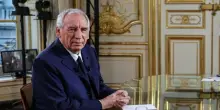 Bayrou contro l’Italia: “Dumping fiscale”, Palazzo Chigi: “Accuse infondate”. Ennesimo scontro