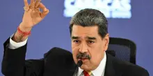 Alta tensione tra Usa e Venezuela, Maduro: “Pronti alla lotta armata in caso di invasione”