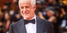 Servillo migliore attore a Venezia: “Ammirazione per chi si è messo in mare per portare umanità”