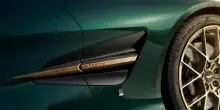 La tecnologia Pirelli Cyber Tyre per le nuove supercar Aston Martin