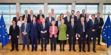 Von der Leyen: “Il futuro dell’auto è in Europa, combineremo neutralità tecnologica e transizione”
