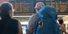 Sciopero generale del 22 settembre dei sindacati di base: stop a trasporti, ferrovie, scuola