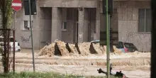 Maltempo al Nord: 300 bambini bloccati a scuola a Milano per tutto il giorno. Turista tedesca dispersa nell’Alessandrino