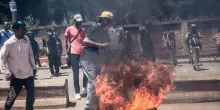Madagascar, giovani in rivolta per acqua ed elettricità. Il presidente silura il premier